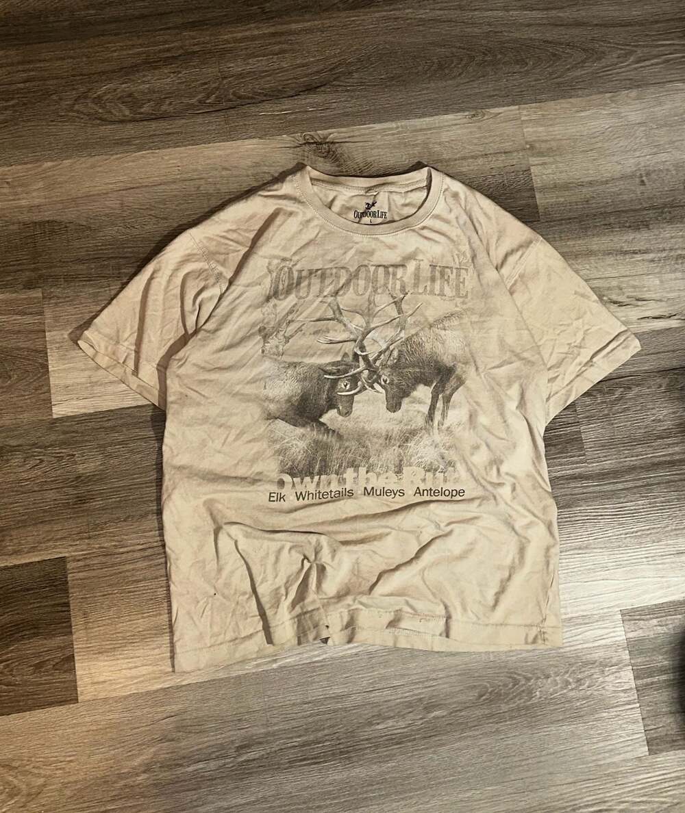Outdoor Life Own The Rut Elk Graphic T-Shirt Size Large